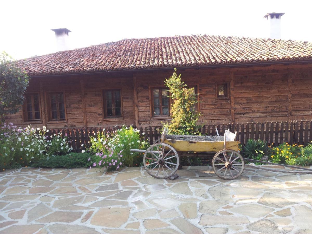 Hotel Кьща За Гости Свети Никола Zheravna Exterior foto