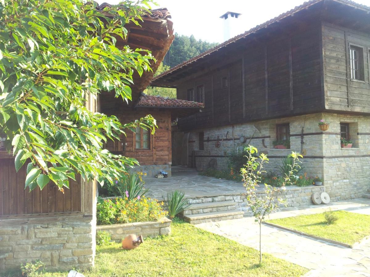 Hotel Кьща За Гости Свети Никола Zheravna Exterior foto